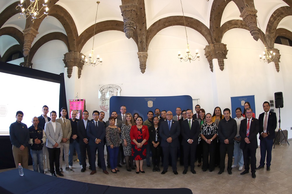 CEREMONIA DE FIN DE CURSOS DE LA MAESTRA EN CIENCIAS FORENSES 02
