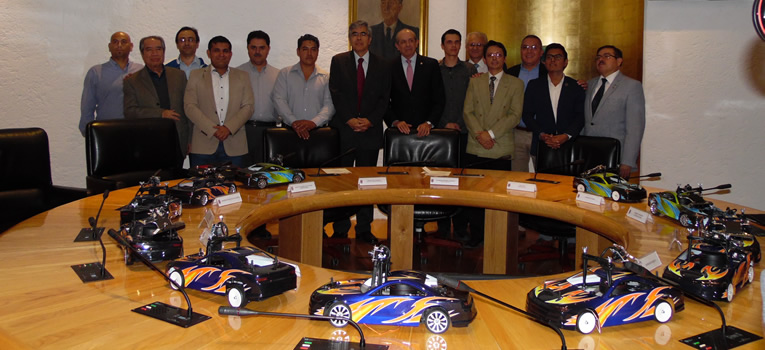 donacion-vehiculo-autonomo-universidad-berlin-dicis-guanajuato-ug-ugto