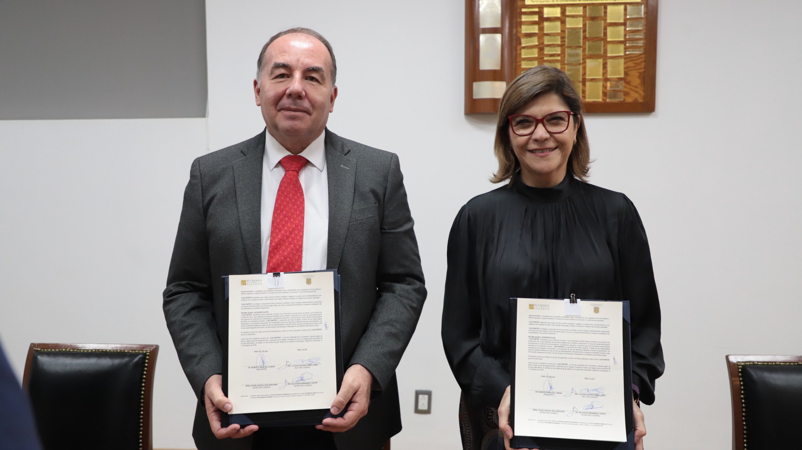 firma convenio ug colegio de jalisco 1