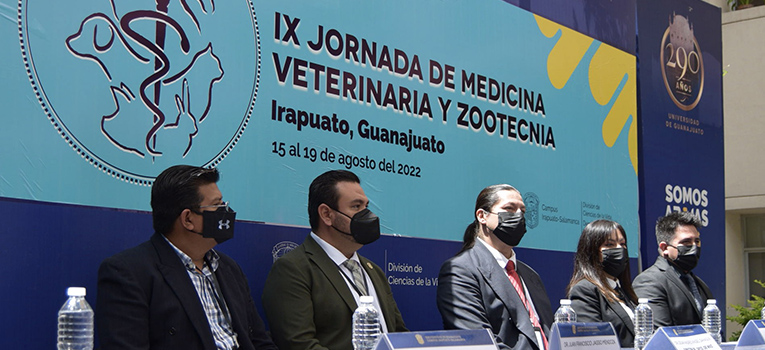 especialistas-comparten-actualidades-jornada-medicina-veterinaria-ug-ugto-