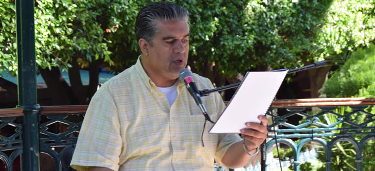 caballero-ilustre-lectura-universidad-guanajuato-ug-ugto