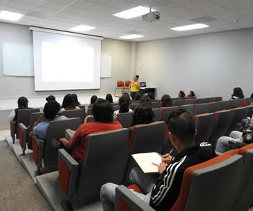 promoveran-al-campus-celaya-salvatierra-a-nivel-internacional-ug-ugto-