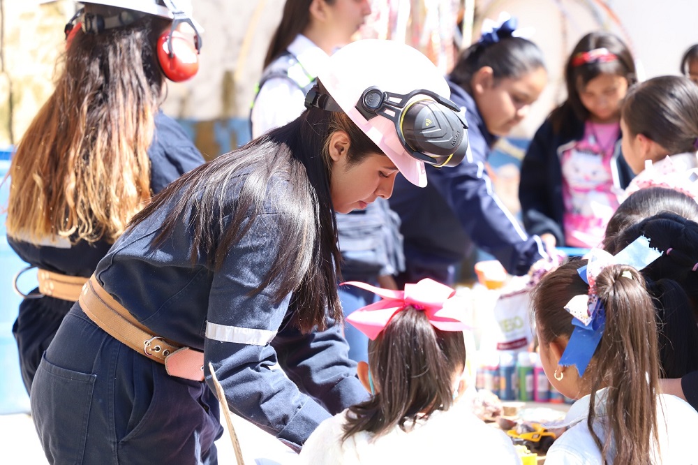 ninas en la ciencia 01