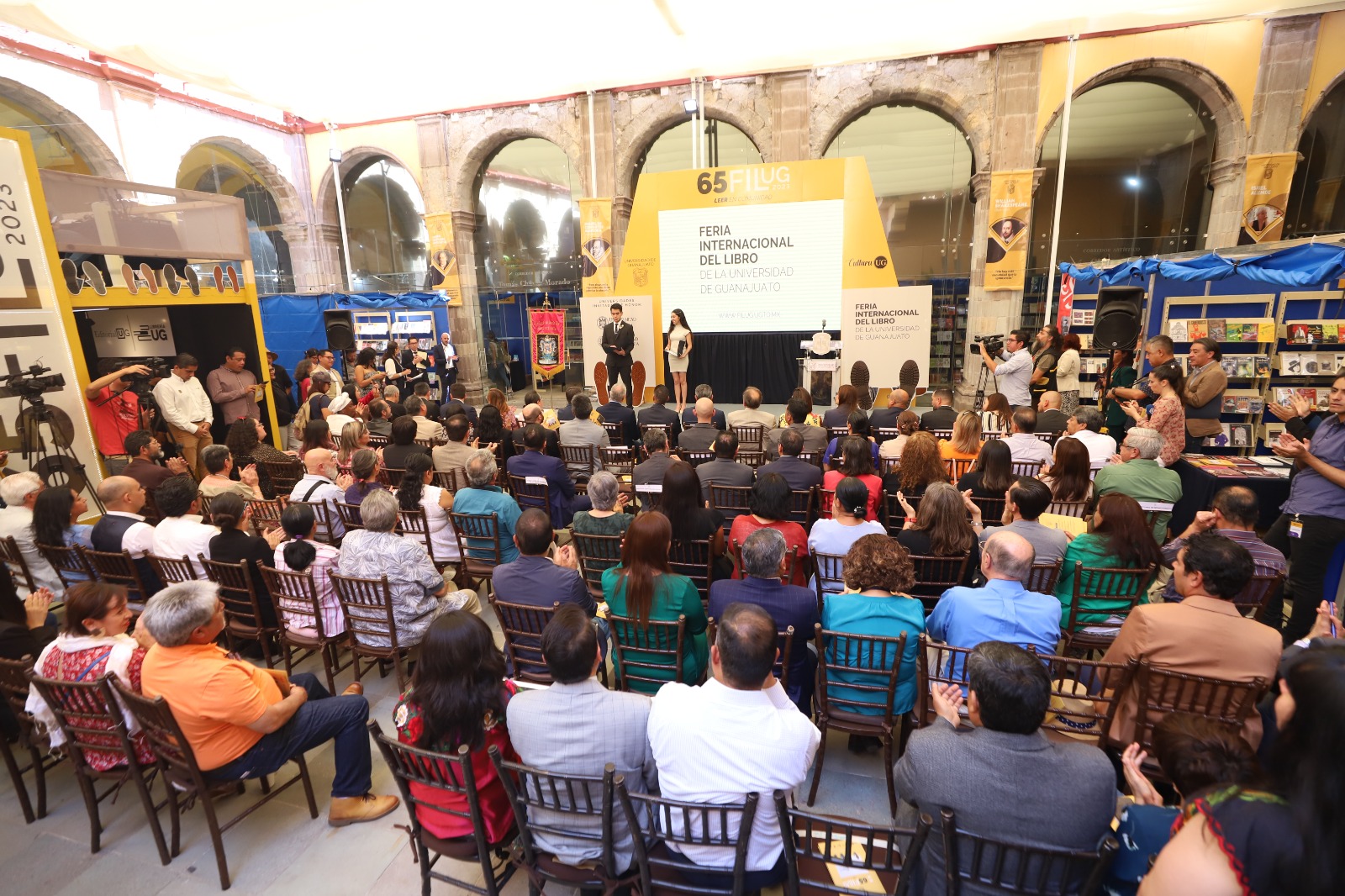 CEREMONIA DE FIN DE CURSOS DE LA MAESTRA EN CIENCIAS FORENSES 02
