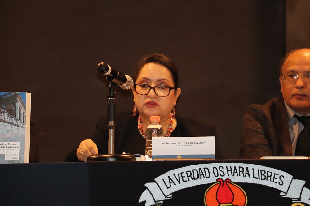 CEREMONIA DE FIN DE CURSOS DE LA MAESTRA EN CIENCIAS FORENSES 02