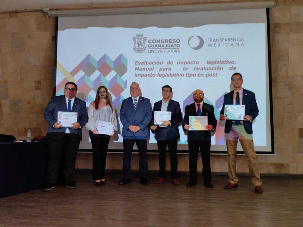 CEREMONIA DE FIN DE CURSOS DE LA MAESTRA EN CIENCIAS FORENSES 02