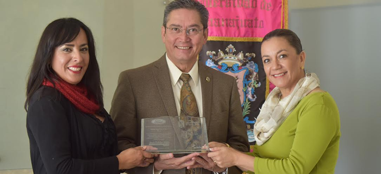 distintivo-ford-manejo-seguro-campus-leon-universidad-guanajuato-ug-ugto