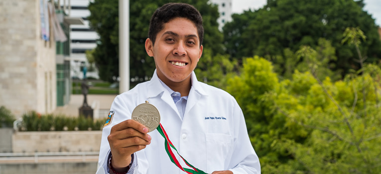 plata-certamen-biologia-rivera-gomez-leon-universidad-guanajuato-ug-ugto