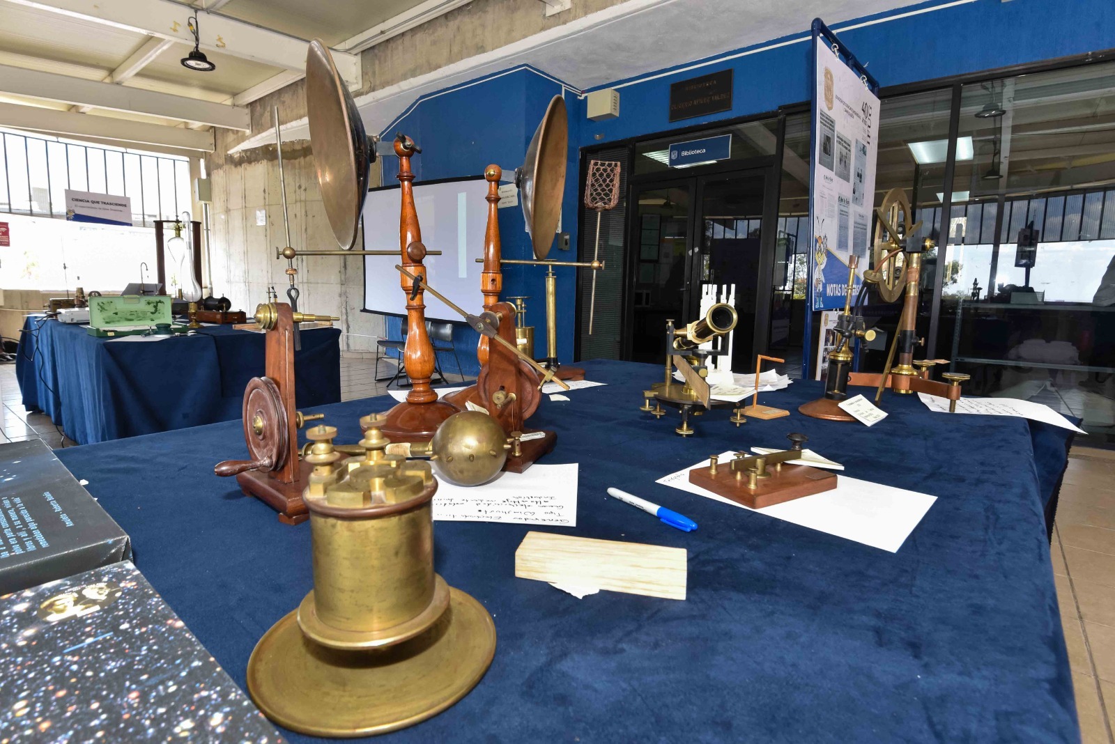 ug cl exposicion colectiva dci 1