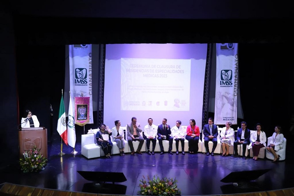 CEREMONIA DE FIN DE CURSOS DE LA MAESTRA EN CIENCIAS FORENSES 02