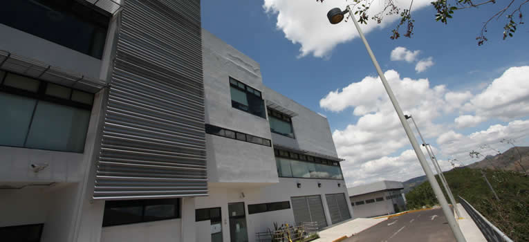 invitan-eposicion-de-avances-tesis-artes-ug-ugto