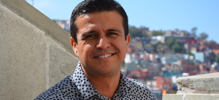 raul-reyes-ramos-mientras-no-estabas-universidad-guanajuato-ugto-ugto