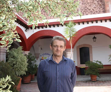 profesor-ug-presentara-libro-ugto-